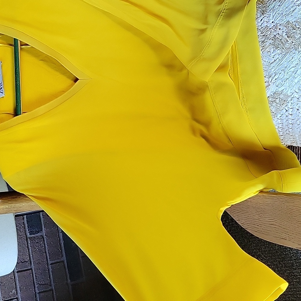 Zara Vneck, sunflower yellow blouse, size L - Picture 14 of 14